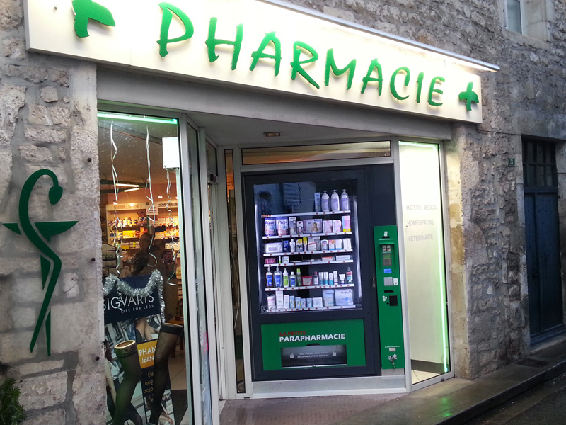 Distributeur automatique La Petite Parapharmacie