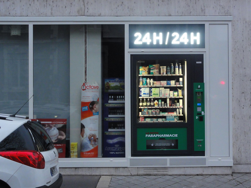 Distributeur automatique La Petite Parapharmacie