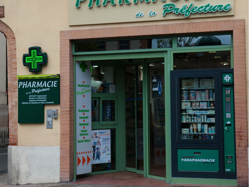 Distributeur automatique La Petite Parapharmacie
