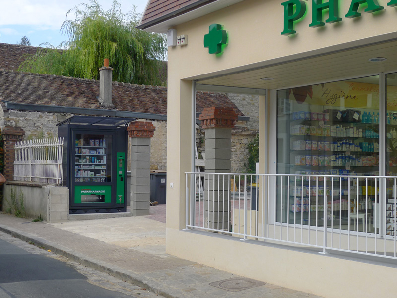 Distributeur automatique La Petite Parapharmacie